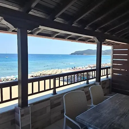 Corali 3* سارتي