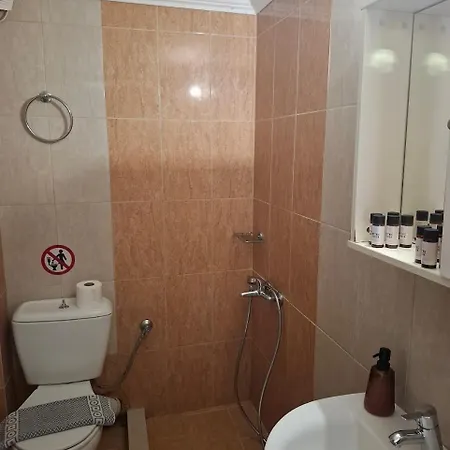 Corali 3* سارتي