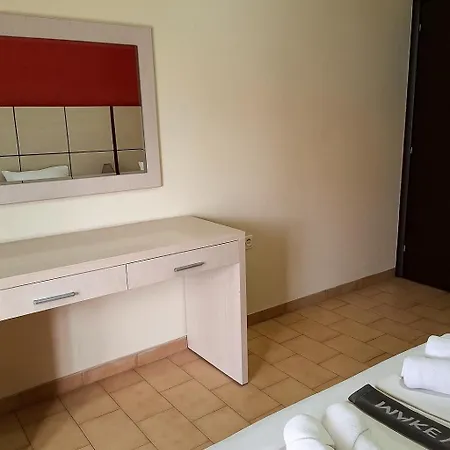 Aparthotel Corali Sarti