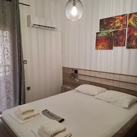 Ξενοδοχείο με διαμερίσματα Corali